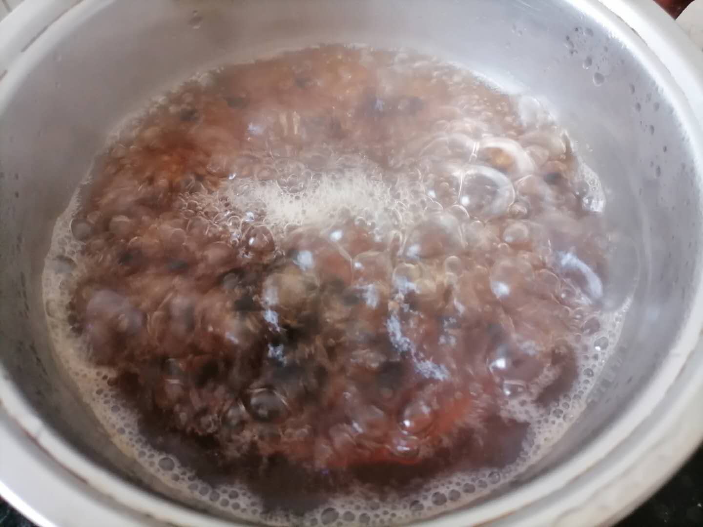 夏天到了，教你在家自制冰红茶，无色素无添加，比买的好喝多了