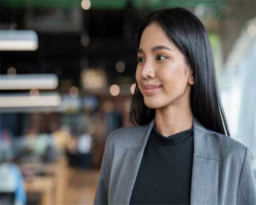 婆婆倒戈侧室，绿茶正妻动手了